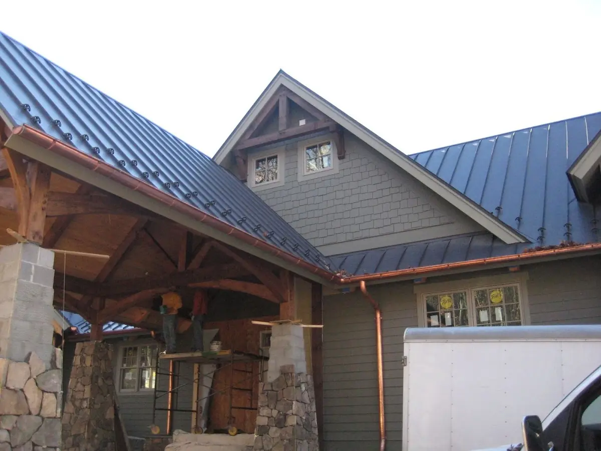 Craftsman Roofing team delivering quality roofing work in Southwest Loveland - Thompson